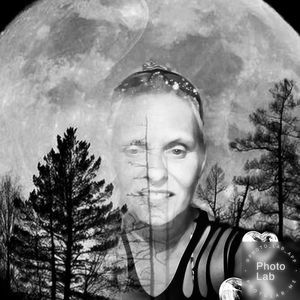 Meet your Posher, Yvonne